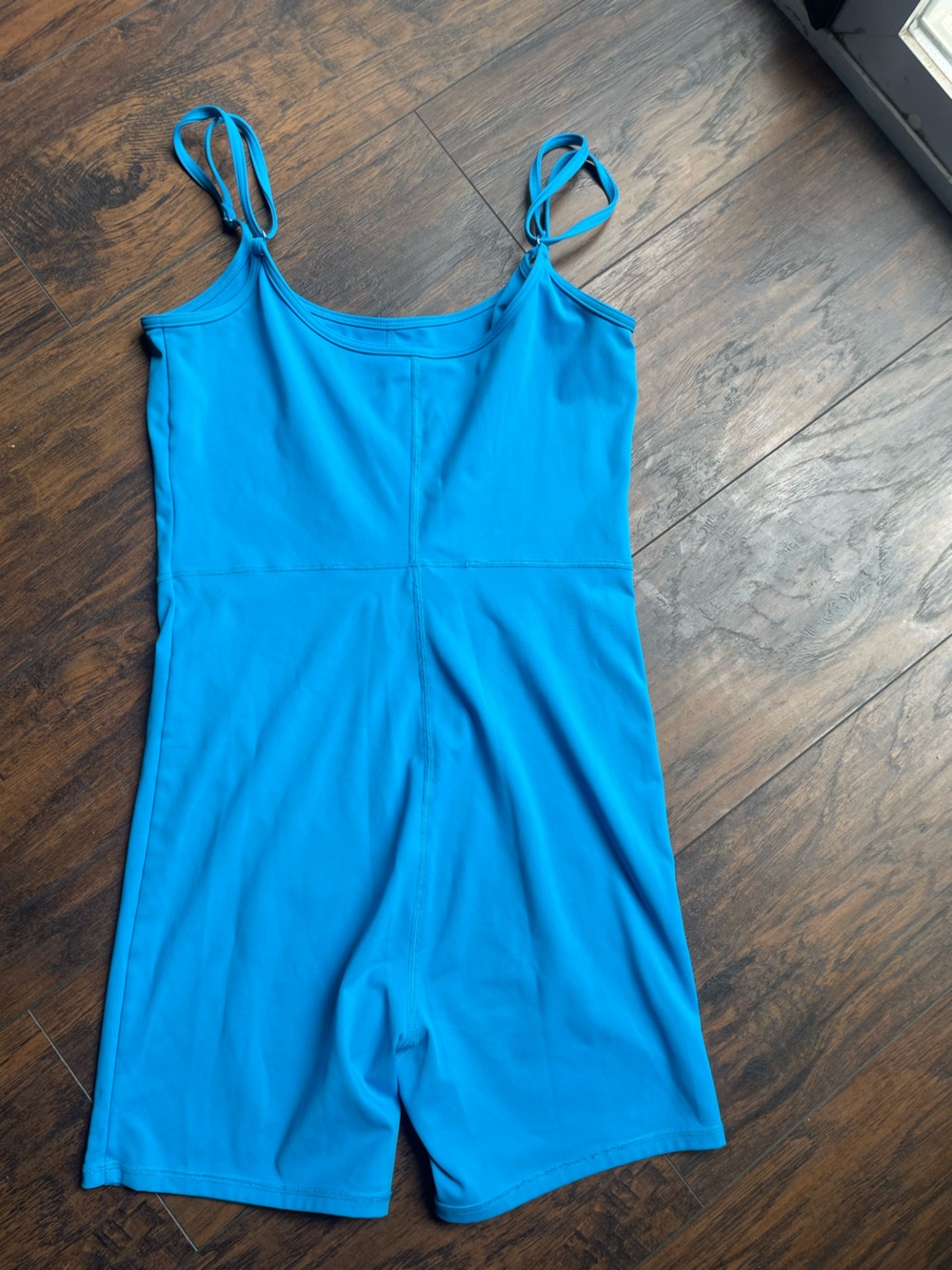 Armitron Bright Turquoise Blue Top
